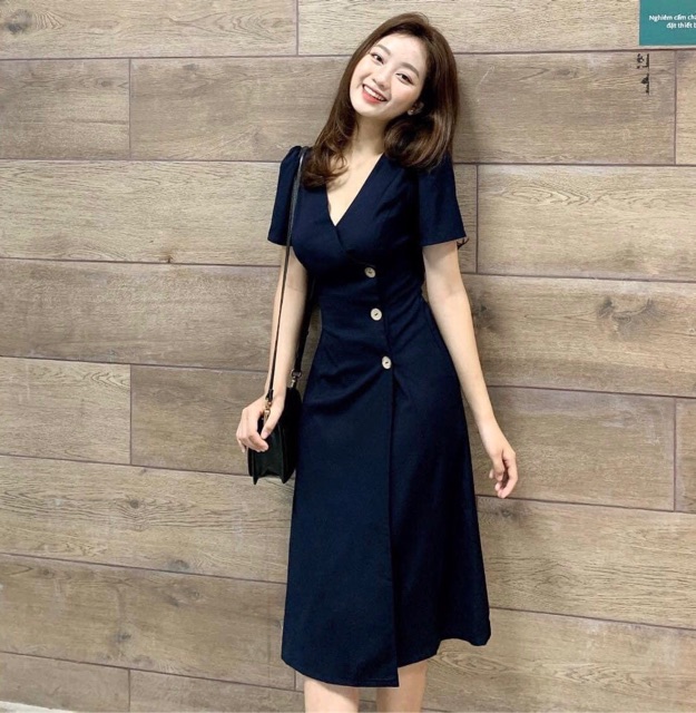 Đầm váy cổ v nút dừa 2 màu (kèm hình thật) | BigBuy360 - bigbuy360.vn