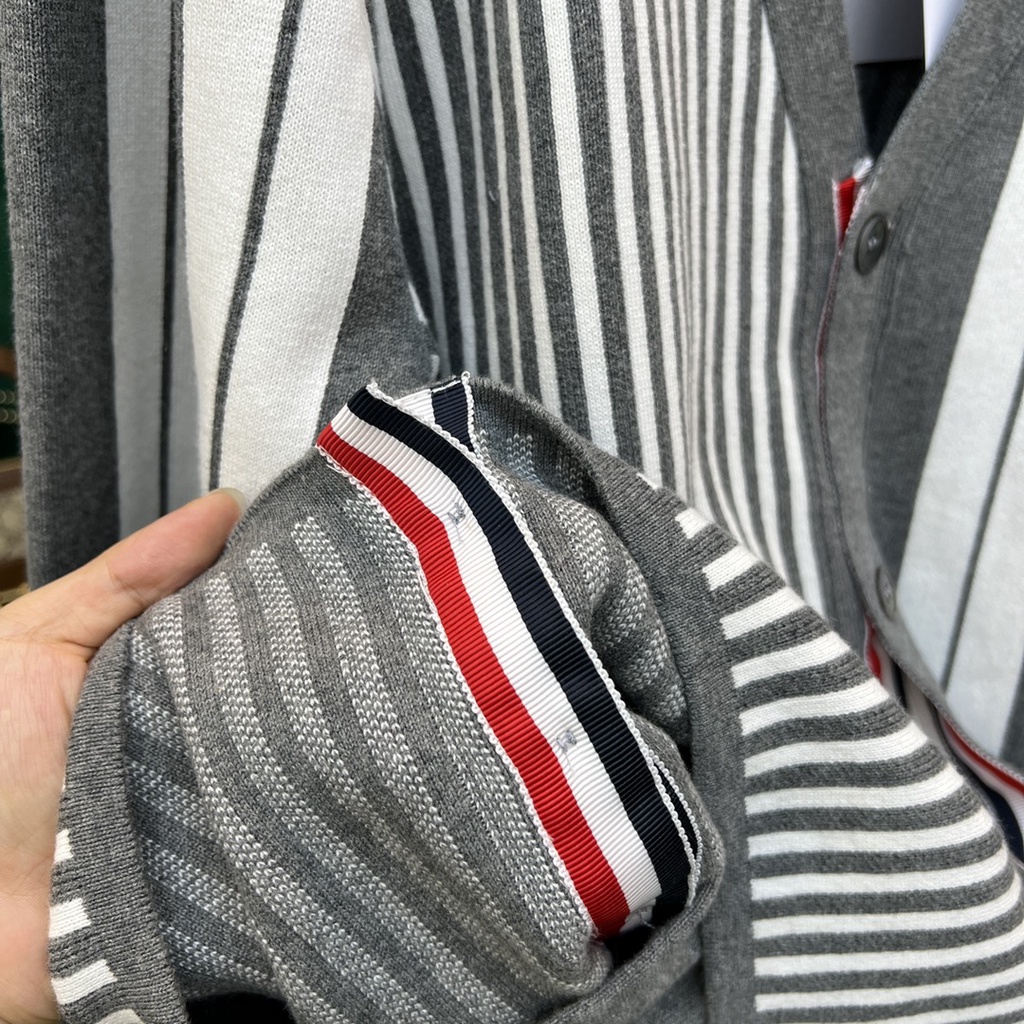 Áo nữ đan len sọc dệt kim thời trang cao cấp Thom Browne TB phong cách Hàn Quốc