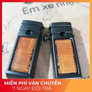 Ốp phản quang dè trước xe dream