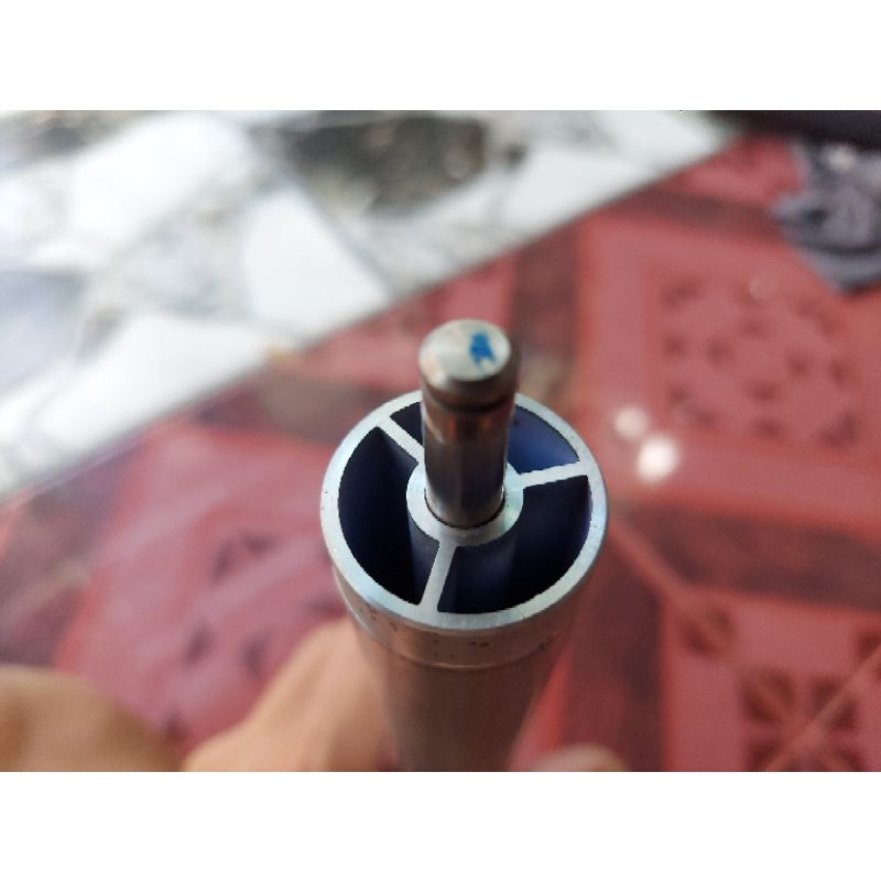 Rulo nhôm phi 30mm,dài 325mm,trục 8mm