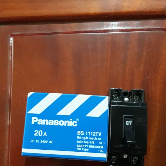 Aptomat khối Panasonic 20a