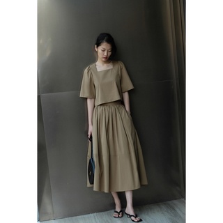 Set Chân váy_áo cổ vuông_ Zeda Set