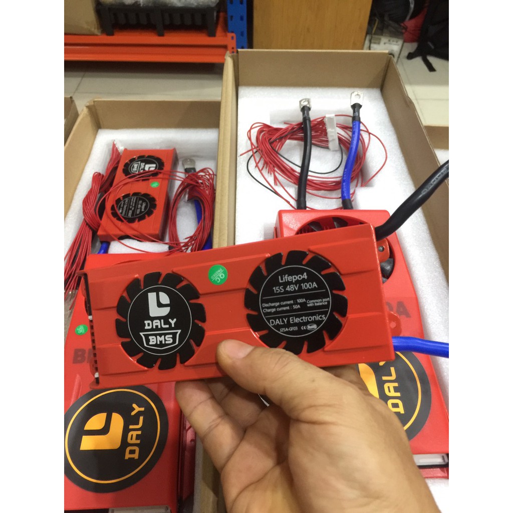 Mạch bảo vệ pin LifePO4 15S 16S 48V 100A 150A 200A 400A