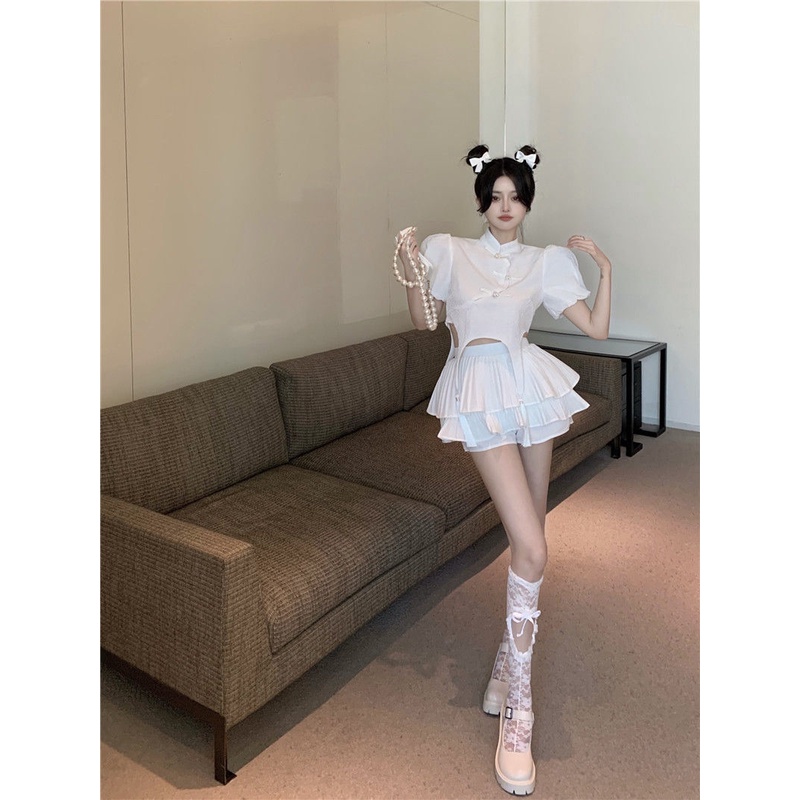 Small fresh sweet bubble sleeve top design sense female niche advanced sense super good looking small stand collar buckle shirt female RayS