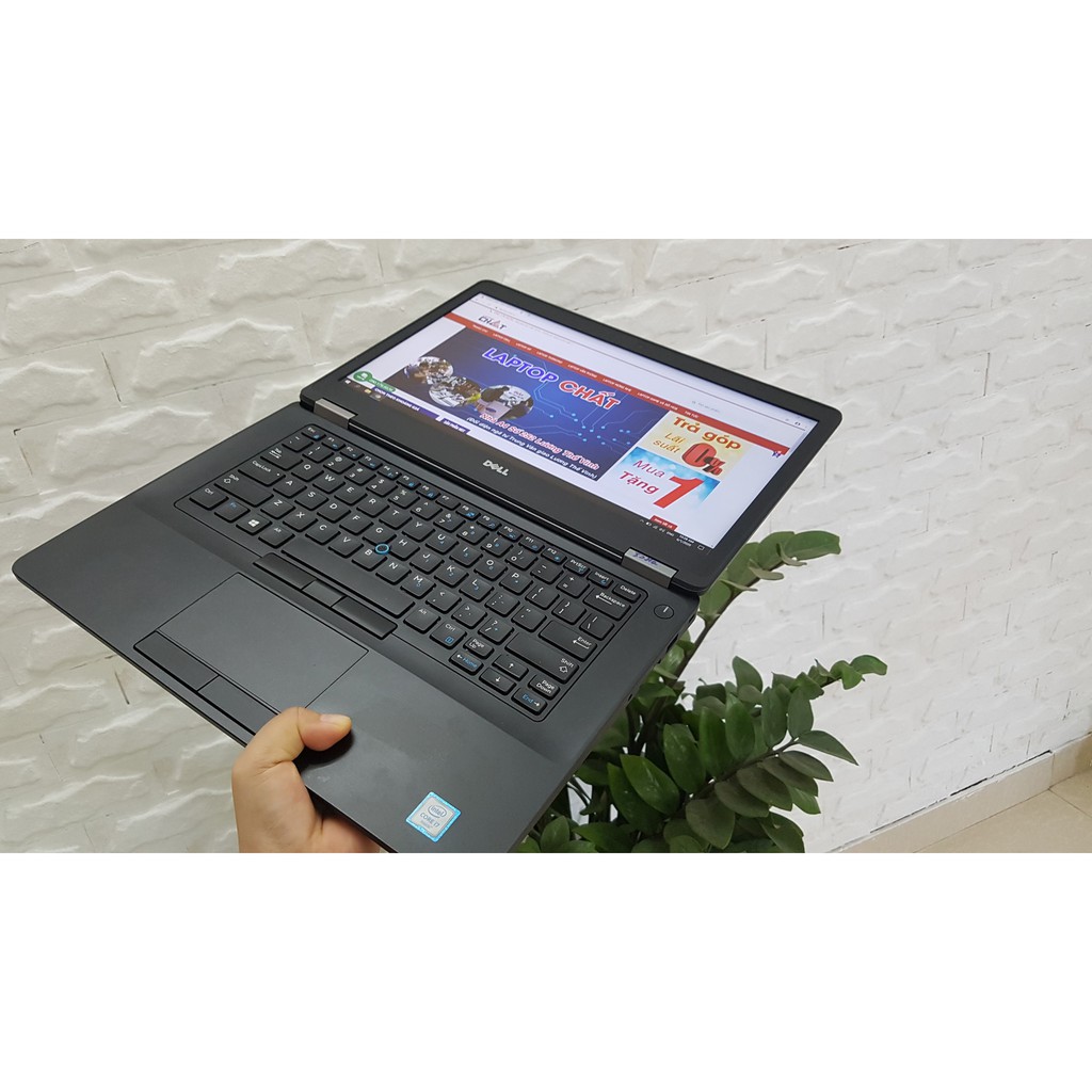 Dell Latitude E5470 Core i7-6820HQ chip 4x8 luồng, Ram 8Gb, SSD 256Gb, màn hình 14.0 inch FHD IPS