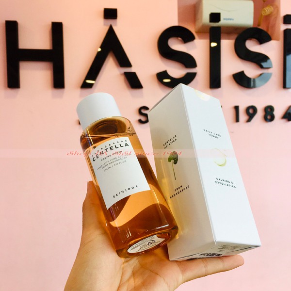 Nước Hoa Hồng Phục Hồi &amp; Tái Tạo Da Chiết Xuất Rau Má- Madagascar Centella Toning Toner 210ml