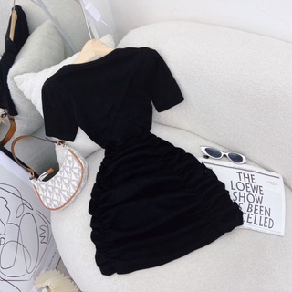 Đầm body đen nhún sườn cutout lưng