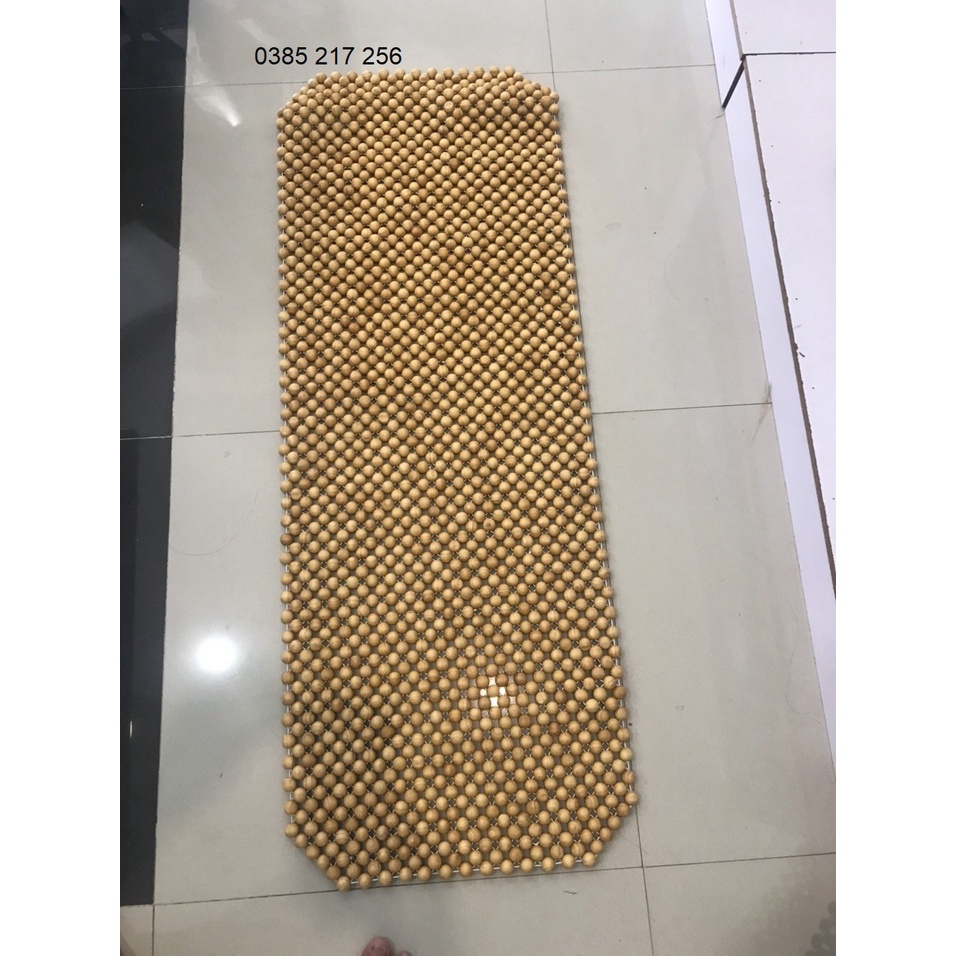 Miếng lót ghế sau ô tô hạt gỗ thông