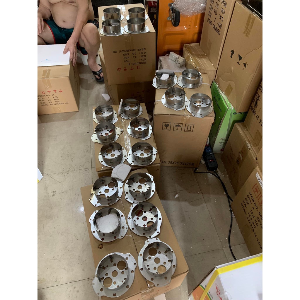 Phụ kiện máy ép miệng ly Eton từ 700ml trở xuống.