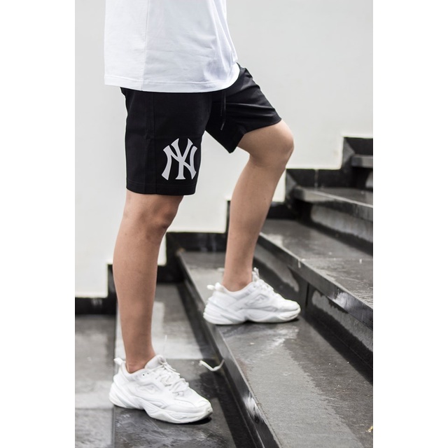 Quần Short Kaki Nam Nữ Champion Unisex Chất Co Giãn