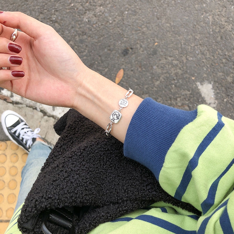 Vòng Tay Thiết Kế Đơn Giản Xinh Xắn Cho Nữ