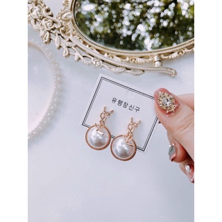 Khuyên tai đá mẫu mới