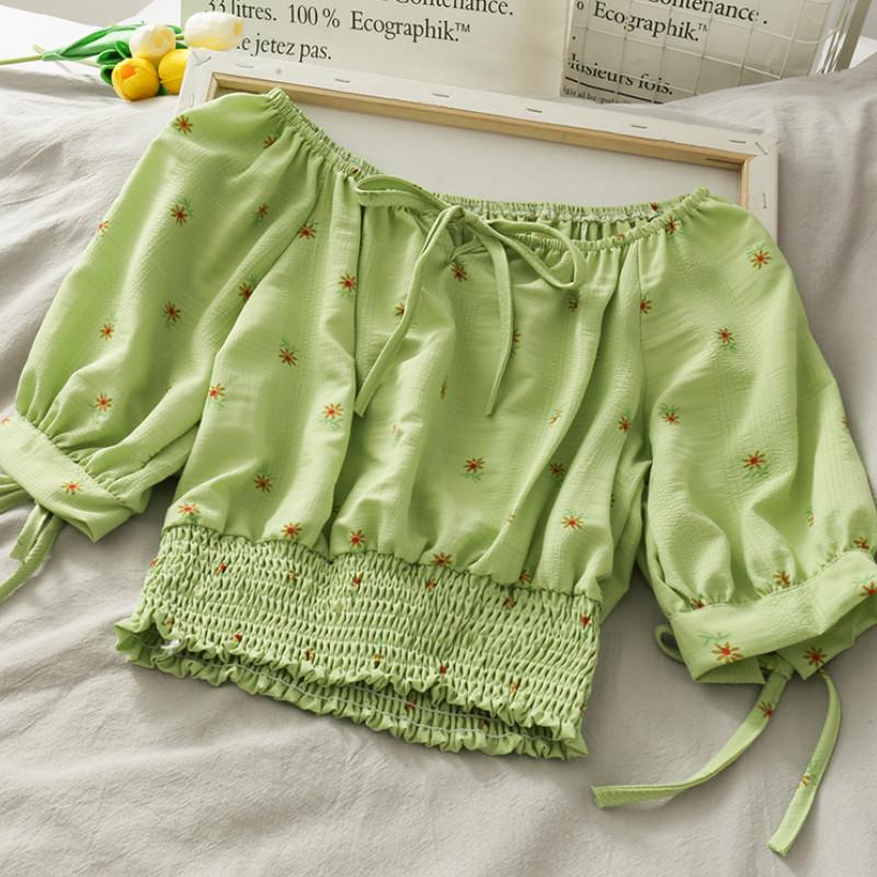 Áo croptop IELGY thắt nơ kiểu Pháp cổ thuyền in hoạ tiết hoa cúc cho nữ