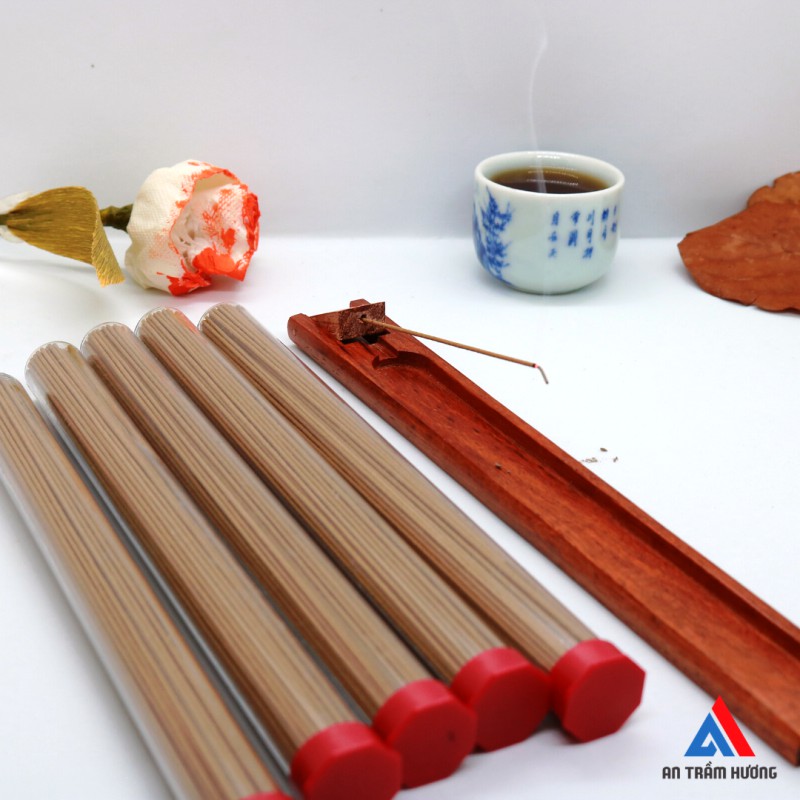 Nhang Trầm Hương Không Tâm Loại Ngọt Dịu Nhẹ, 100% Trầm Hương Thiên Nhiên, Không Hóa Chất.