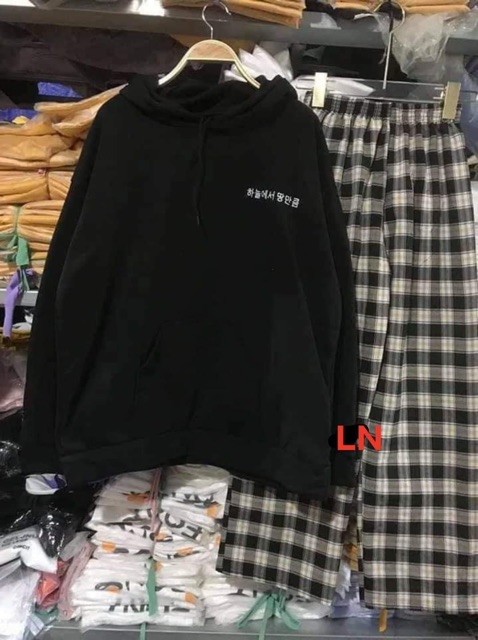 Sét áo hoodie chữ Hàn + quần kẻ đen LN11