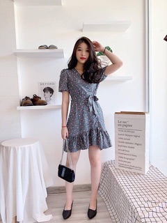 Đầm hoa nhí đuôi cá đắp chéo