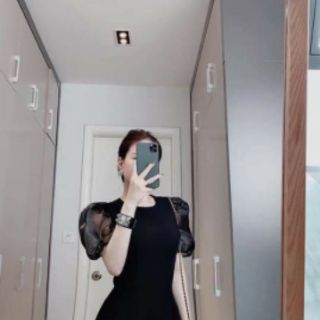 Váy dáng dài tay bồng
