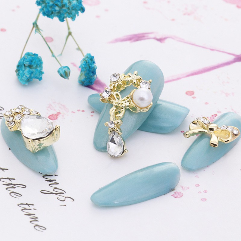 [Hàng mới về] Phụ kiện trang trí móng tay từ hợp kim nhiều kiểu dáng 3d tùy chọn