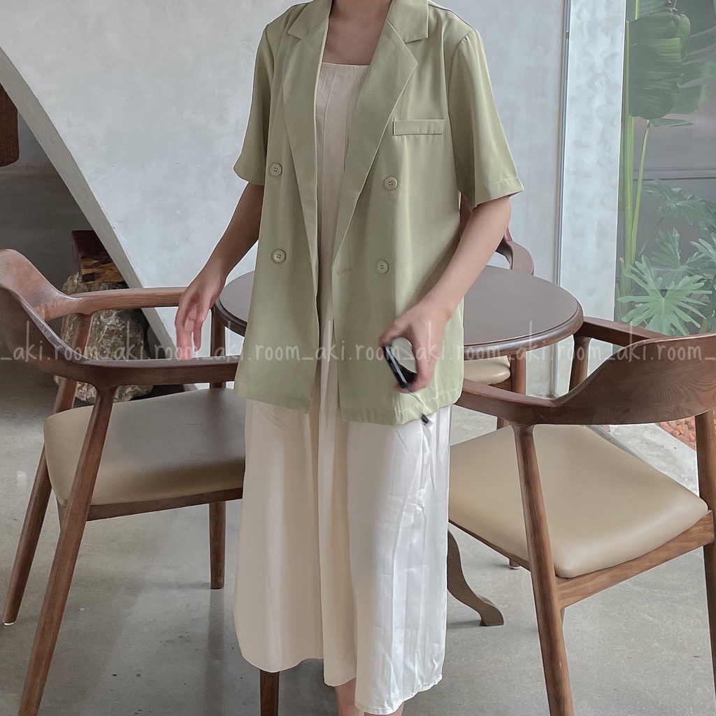 Áo blazer cộc tay một lớp bốn khuy form rộng không túi 2211