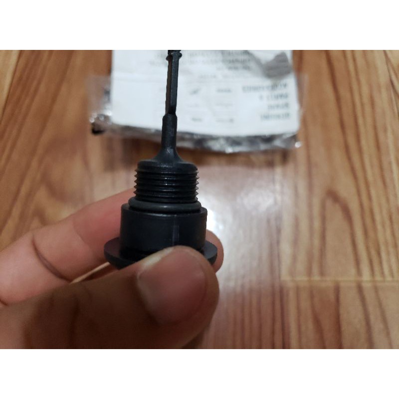 Nắp thăm dầu máy vespa 2V, Liberty 2v, Vespa S, ET, Bervely, GTS chính hãng piaggio piagio 2V.ie
