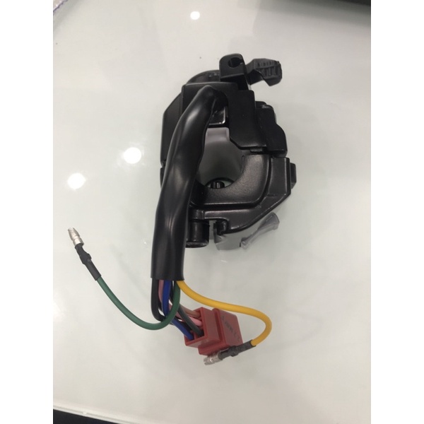 Cụm công tắc tay lái chính hãng Yamaha -Yamaha Town Hương Quỳnh