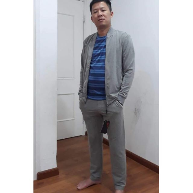 ARISTINO _ Bộ thu đông ALH012. Xám M (lỗi logo sau gáy)