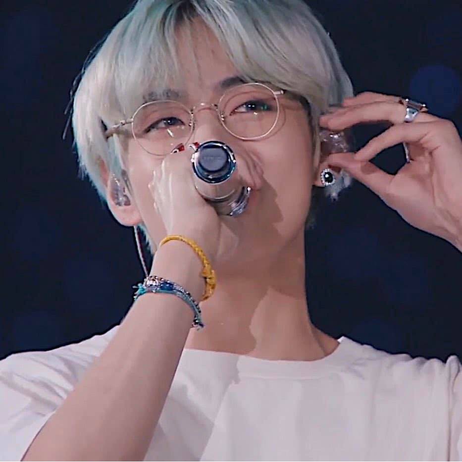 Vòng tay handmade cheap moment with Taehyung  - Bead charm