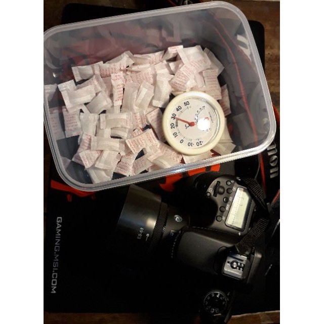 Combo hộp chống ẩm 4l +150g hạt hút ẩm + Ẩm kế chuyên dùng cho máy ảnh