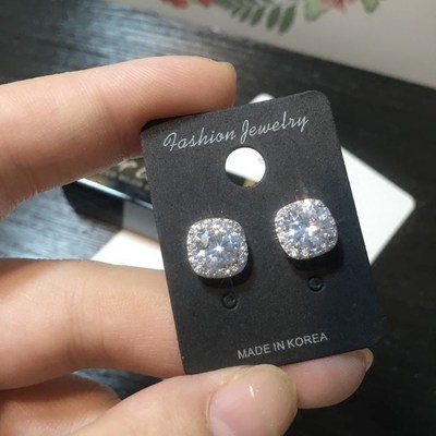 Hàng hóa tốt đề nghị 925 Sterling Bạc Kim Bông tai đơn giản Rhinestone siêu đèn flash màu Đen Kim Cương đôi nam giới và 