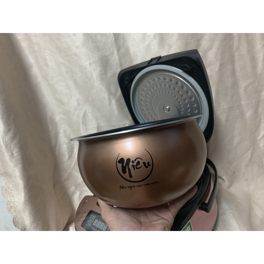 Nồi cơm điện tử Niêu Supor CFXB40FC33VN-75