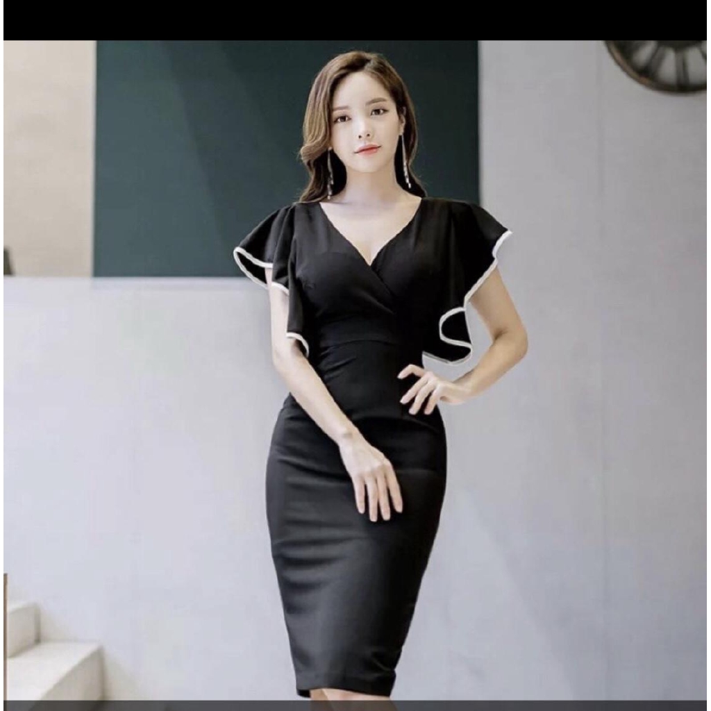 Đầm body tay bèo trắng