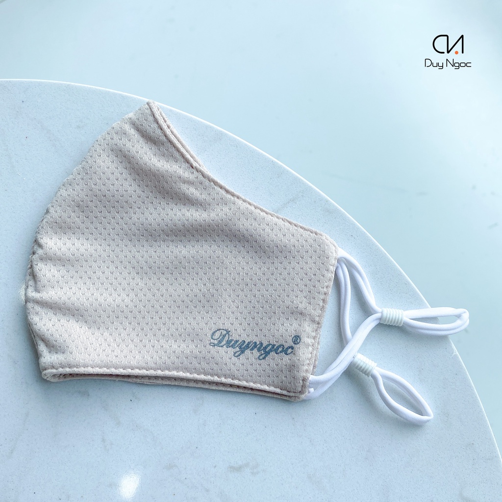 Khẩu Trang Mesh Plus Duy Ngọc Cao Cấp, vải mềm mại chất lượng, thoáng khí,dây đeo êm ái, có nút điều chỉnh dây (7550)
