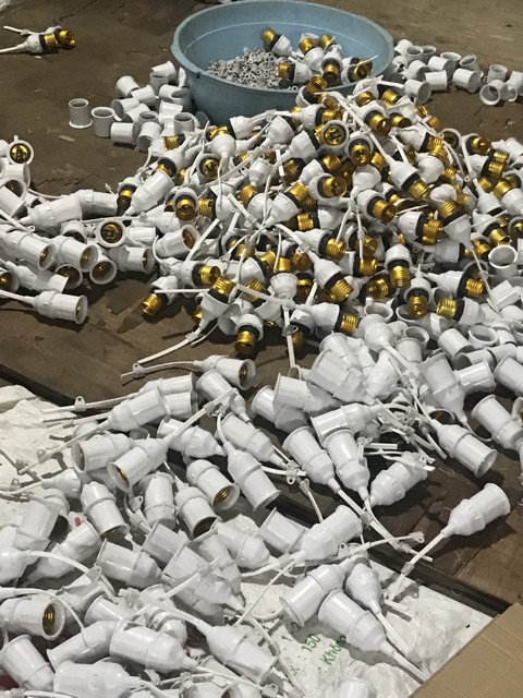 Đui đèn kín nước VECAS (Chống nước ) chuyên lắp ngoài trời | BigBuy360 - bigbuy360.vn