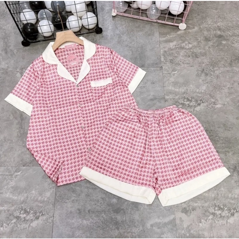 Bộ pyjama lụa