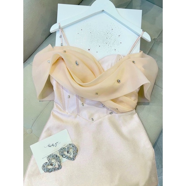 MS1267y ĐẦM NHŨ ÁNH KIM RỚT VAI ĐÍNH ĐÁSMLXl