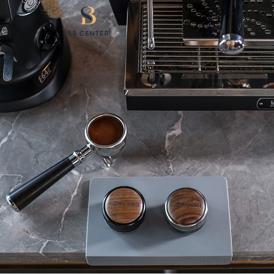 Tamper OCD San Cà Phê Mặt Gỗ Walnut Viền Kim Loại 58.35mm MHW-3Bomber