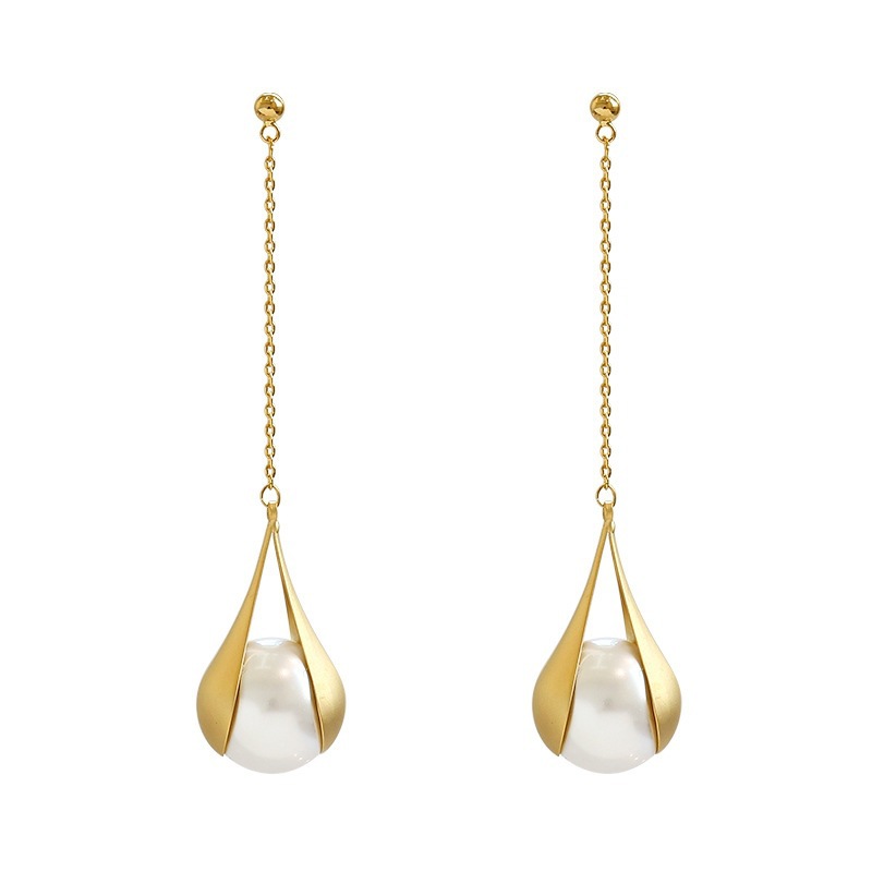 Khuyên Tai Dáng Dài Đính Ngọc Trai Phong Cách Hàn Quốc