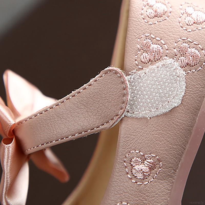 Giày búp bê thêu họa tiết hoạt hình phong cách Hàn Quốc dành cho bé gái