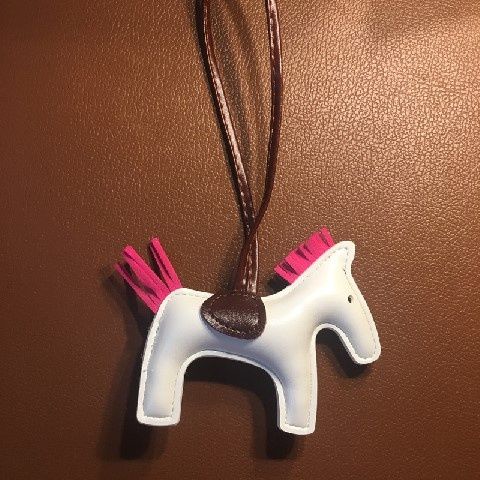 Dây Treo Túi Xách Da PU Hình Ngựa Con Phối Tua Rua Thời Trang Unisex Cá Tính