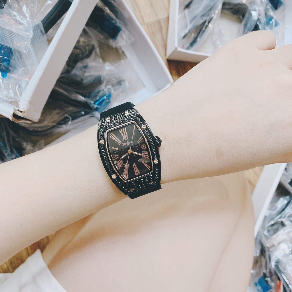 Đồng Hồ Davena Nữ Dây Silicon Đen 30x38mm Black Chính Hãng