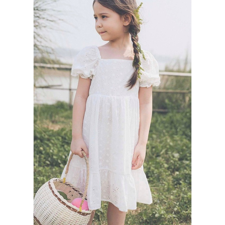 Đầm Trắng Zr Bé Gái Hoa Nhí Đục Lỗ Tiểu Thư MARUHOUSE Váy Cotton 2 Lớp Tay Phồng Xinh Xắn
