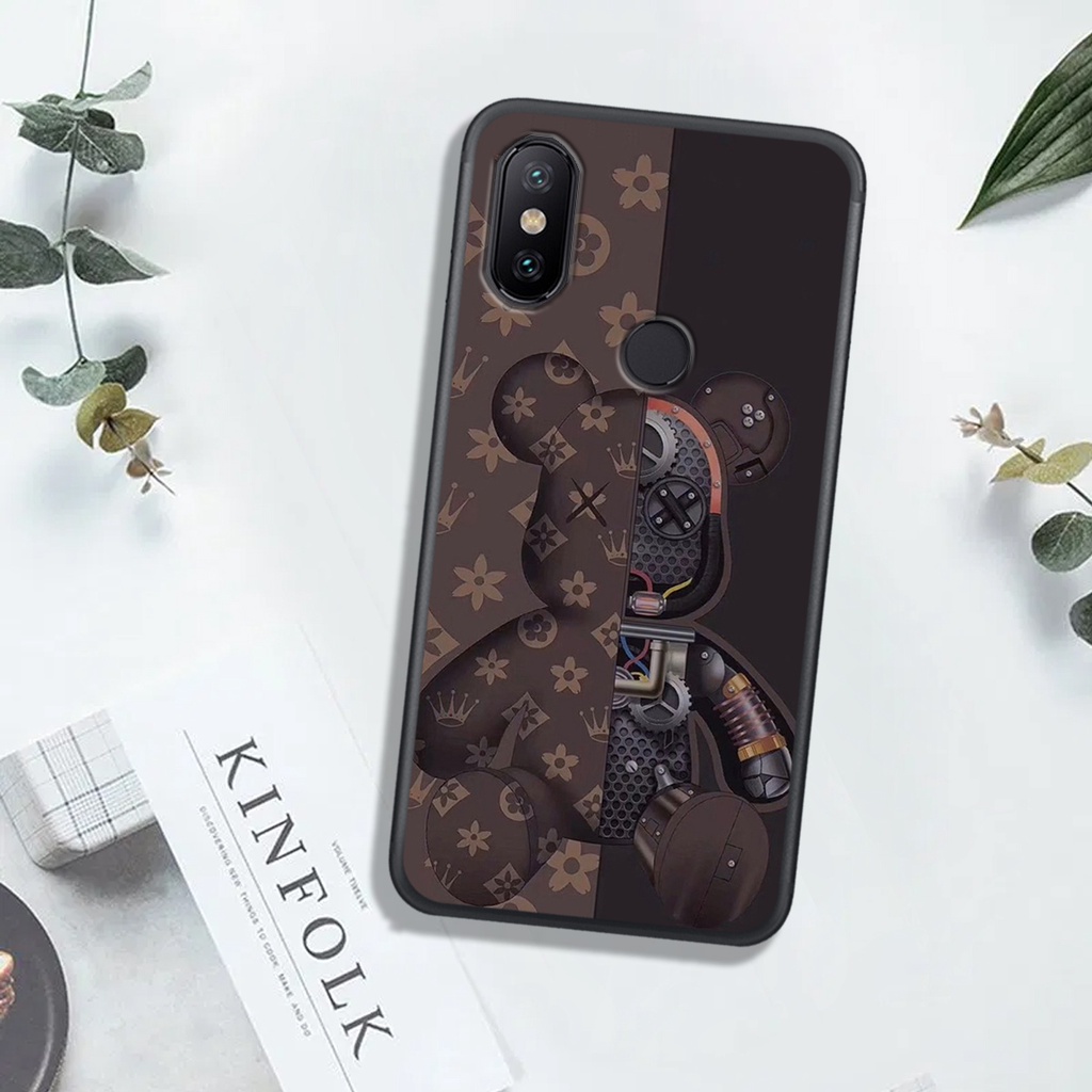 ỐP LƯNG XIAOMI REDMI 6 PRO - MI 6X - MI A2 - MI S2 - MI 8 - MI 8 SE , IN HÌNH GẤU ROBOT CỰC ĐẸP.