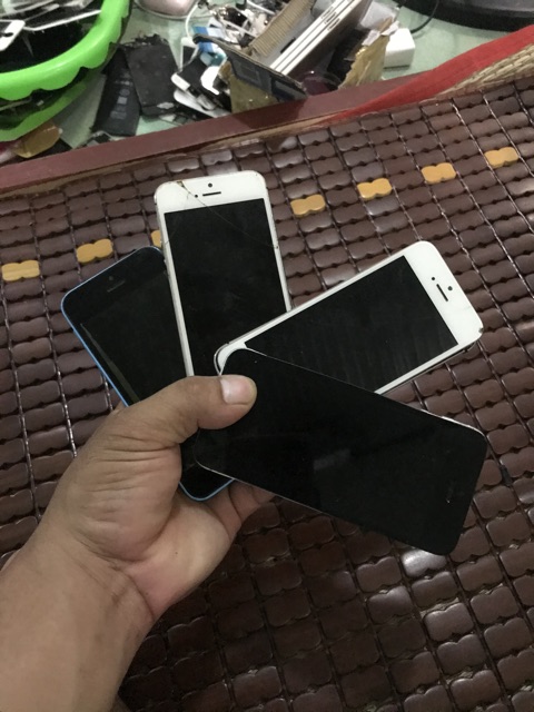 Xát điện thoại 4 xát iphone 5