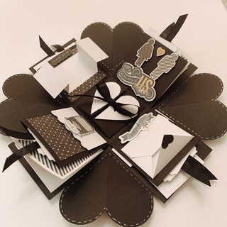 Hộp quà Lovebox Exploding Box - Mẫu Trắng Đen