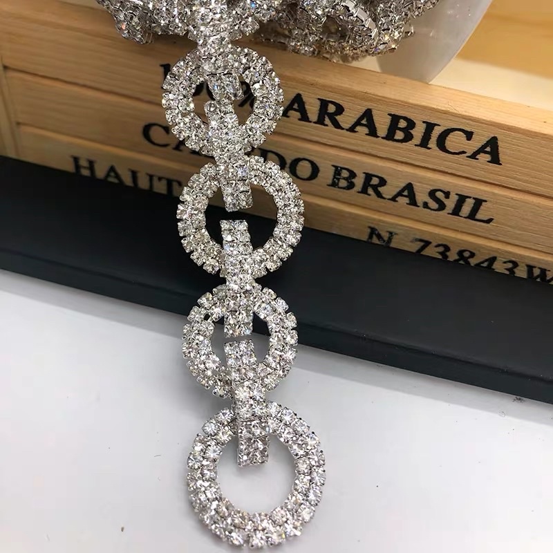 Dây xoàn kết khoen tròn đính đá