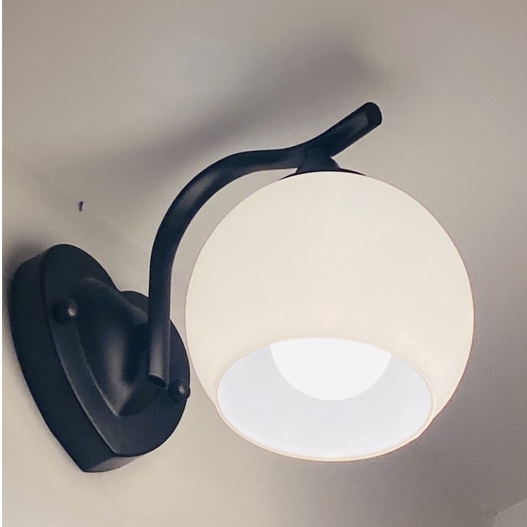 Đèn Ngủ Gắn Tường Trang Trí phòng khách Cầu Thang Hành Lang Chao Cầu Trắng Sữa Upled