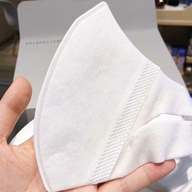 KHẨU TRANG UNICHARM 3D NHẬT BẢN 1 HỘP 100 CÁI
