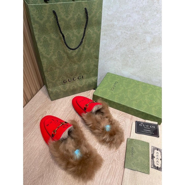 Giày sục lót lông mẫu mới hoạ tiết thương hiệu Gucci GG/GC 2021 cao cấp