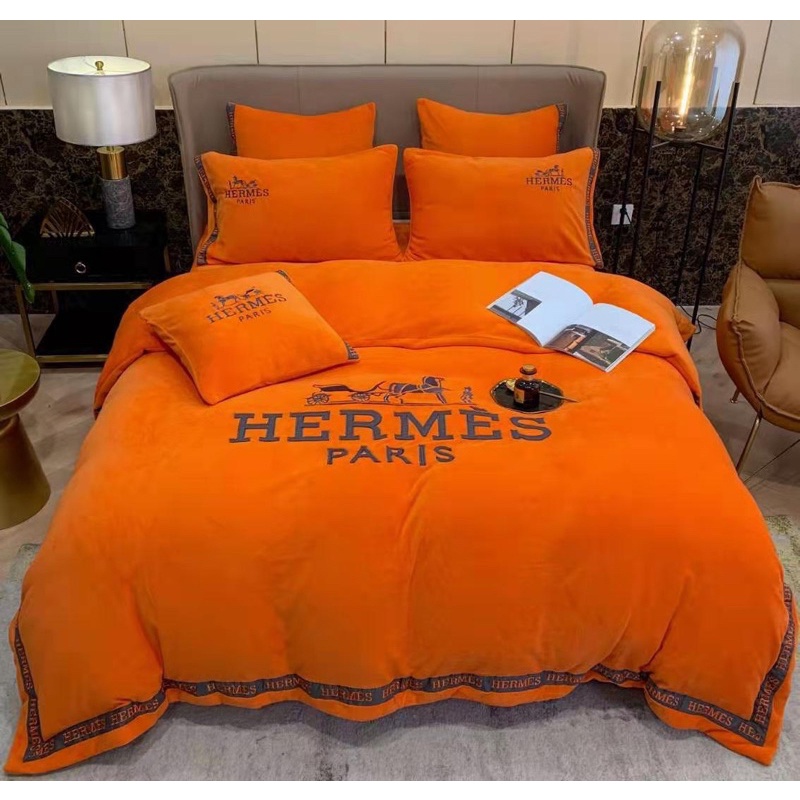 Bộ Chăn Ga Gối Nỉ Nhung cao cấp 6 chi tiết /chăn ga Thêu logo thương hiệu / Nỉ Nhung Bông dày dặn mẫu mới nhất