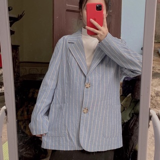 Áo véc Blazer sọc size L có một chiếc duy nhất ạ ch liệu véc dáng thung cúc nhựa siêu đẹp màu xanh biển độ mới 99%❤️❤️❤️